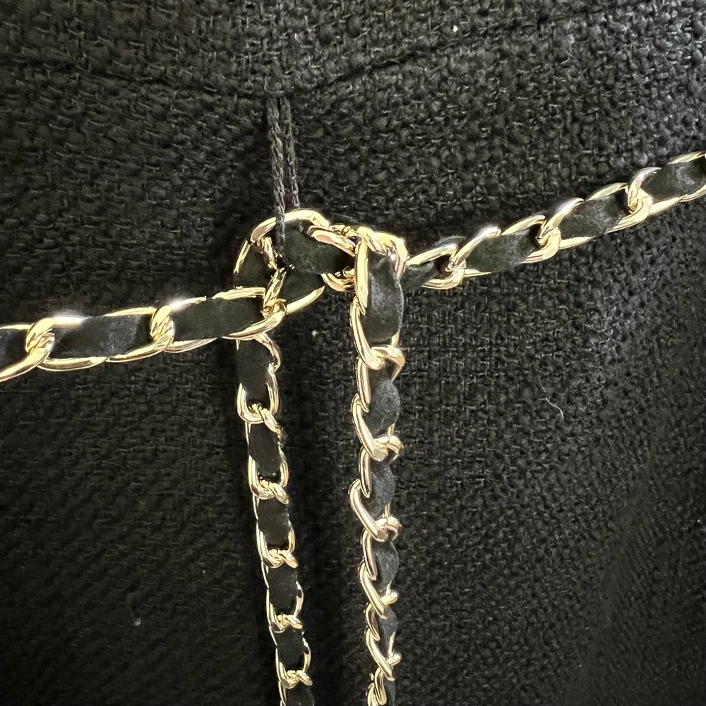 Black Ruffle Hem Chain Belt Dress - Picture 4 of 7